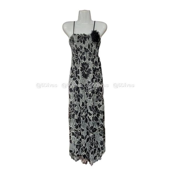 Peca's (S, M, L) Smocked Spaghetti Strap Midi Maxi Summer Dress - NWOT - Picture 1 of 12